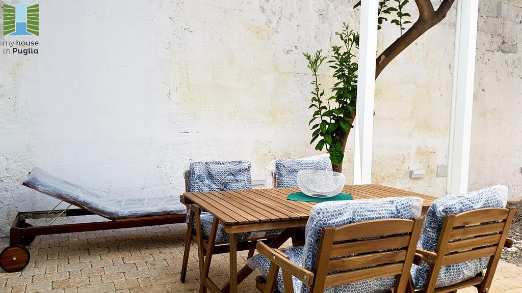 Borgo Guesthouse Монополі Екстер'єр фото