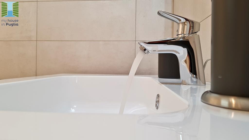 Borgo Guesthouse Монополі Екстер'єр фото